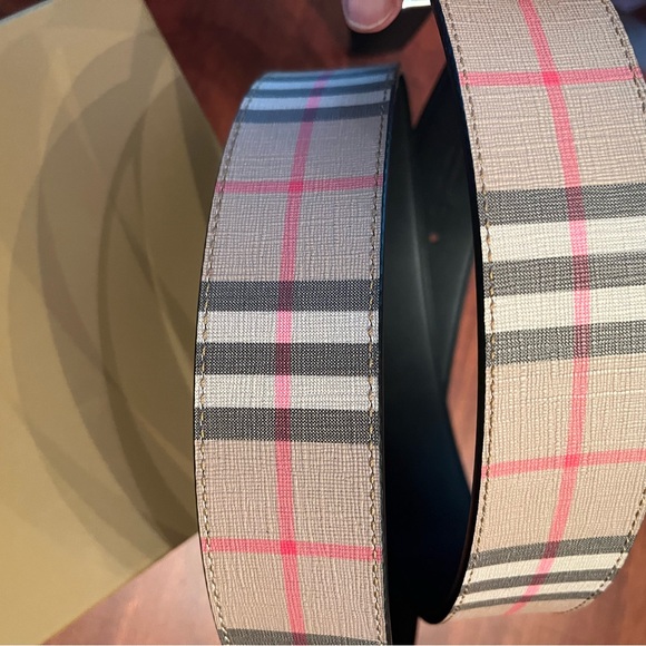 Burberry belt